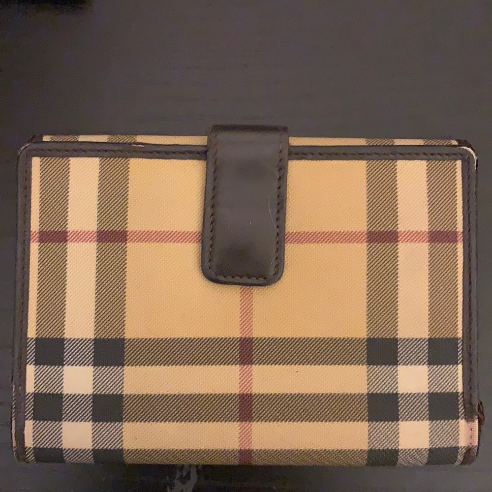 Burberry wallet